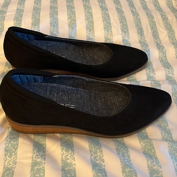 Dr. Scholl's Shoes - Women’s 1” wedge heel Dr Scholl’s shoes